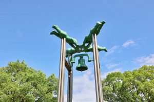 Campana de la Paz de Nagasaki (長崎の鐘)