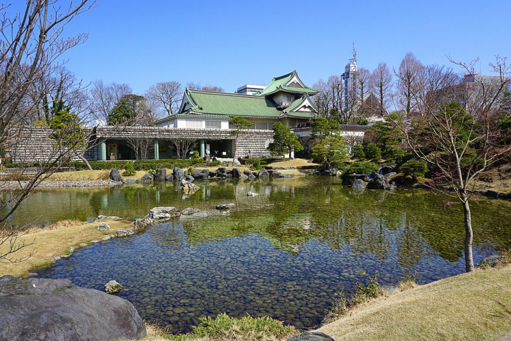 Parque del castillo de Toyama (富山城址公園)