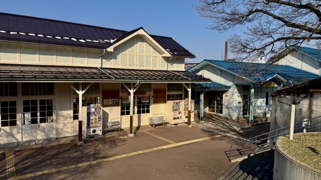 Estación de Yudanaka (湯田中駅)