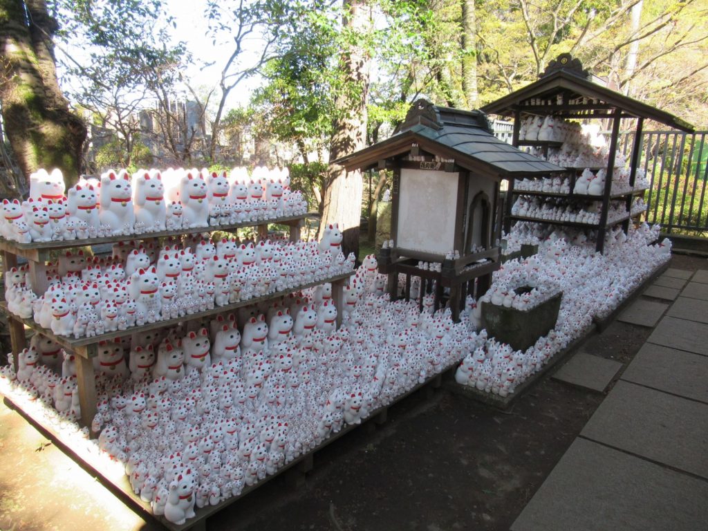 Templo Gōtokuji (大谿山 豪徳寺)