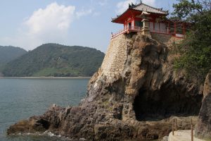 Abuto Kannon (阿伏兎観音)