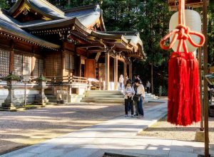 Santuario Sakurayama Hachimangu (櫻山八幡宮)