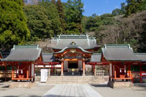 Santuario Kirishima-jingu (霧島神宮)
