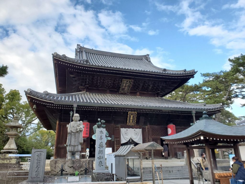 Templo Zentsū-ji (善通寺 75番札所)